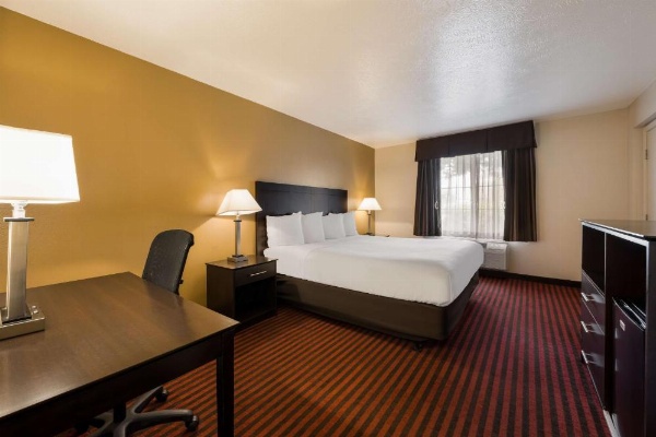  Best Western Salinas Valley Inn & Suites image 27